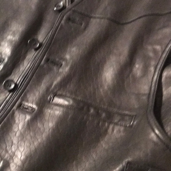 Men’s leather vest - Picture 5 of 11